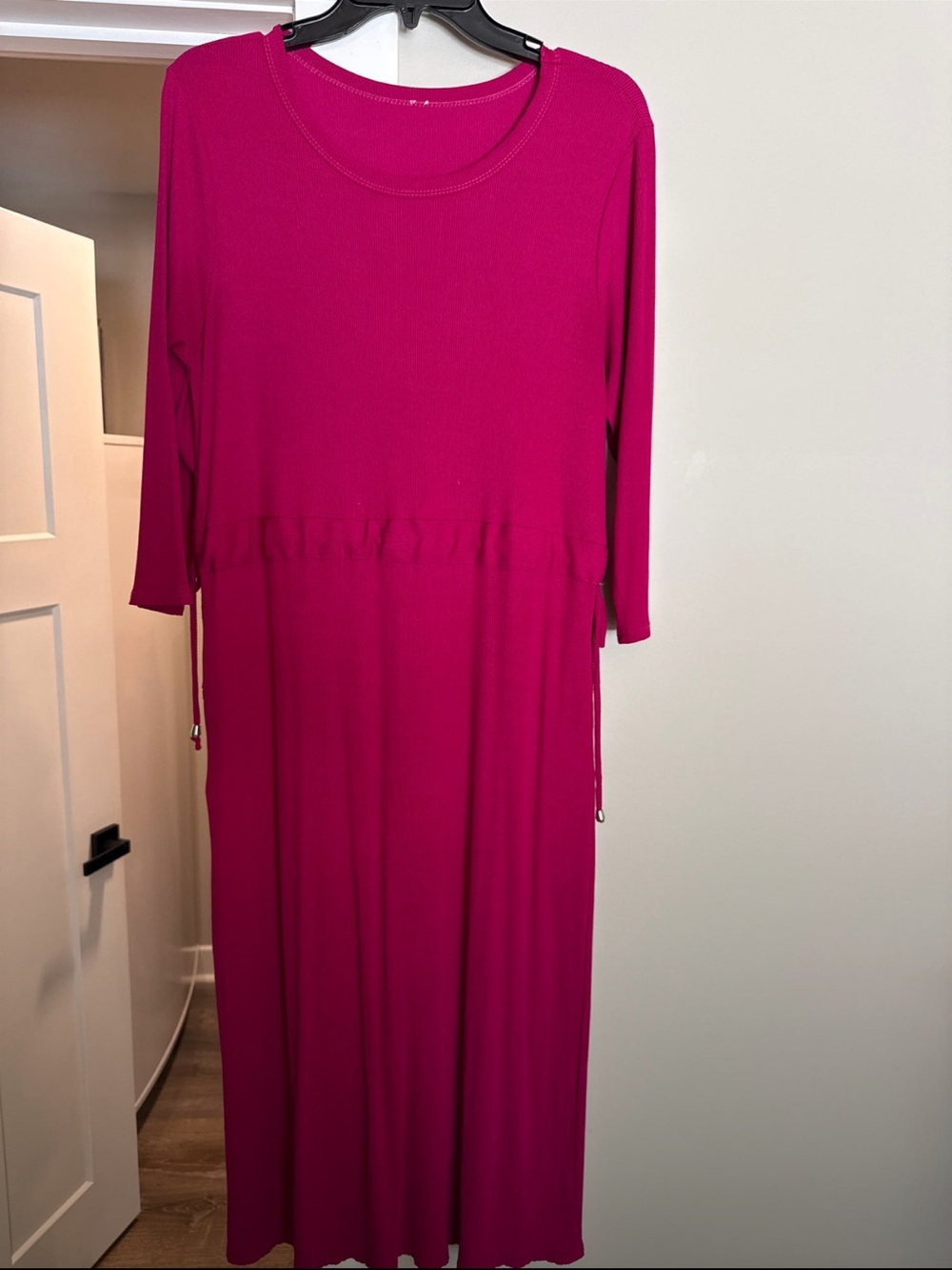 Women’s Long Sleeve Pink Dress - Classic Scoop Neck